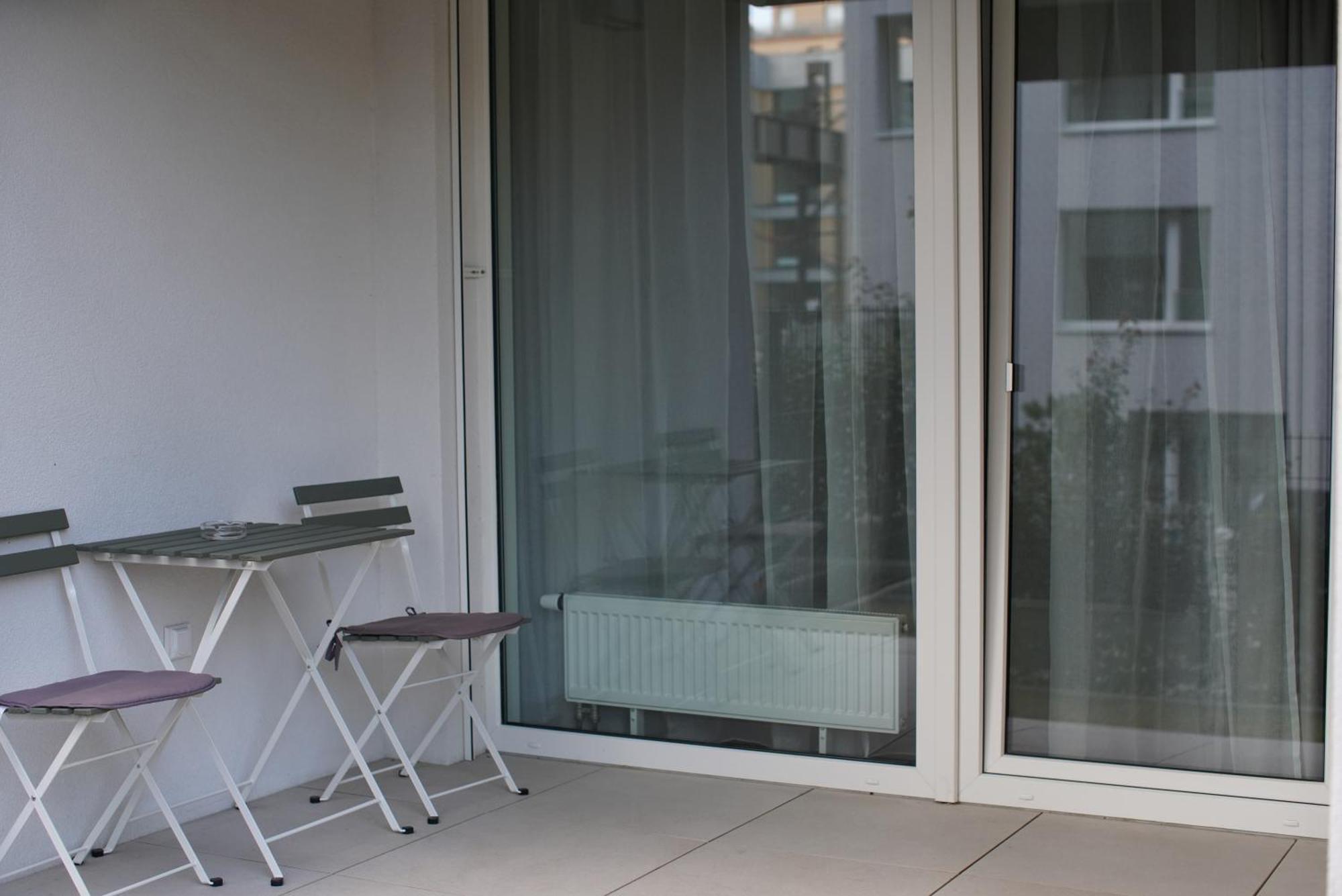 Holesovice Delight: Modern Comfort With A Twist In Prague 7 Εξωτερικό φωτογραφία