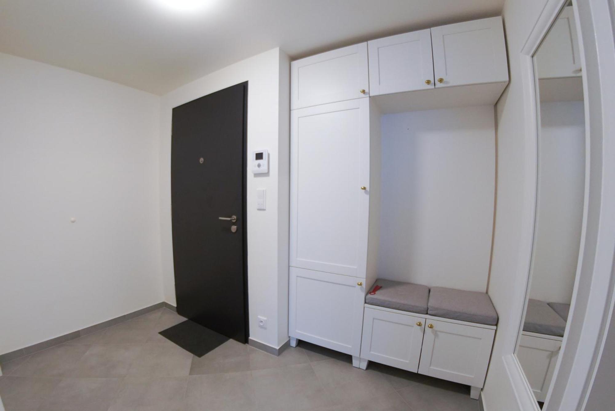 Holesovice Delight: Modern Comfort With A Twist In Prague 7 Εξωτερικό φωτογραφία