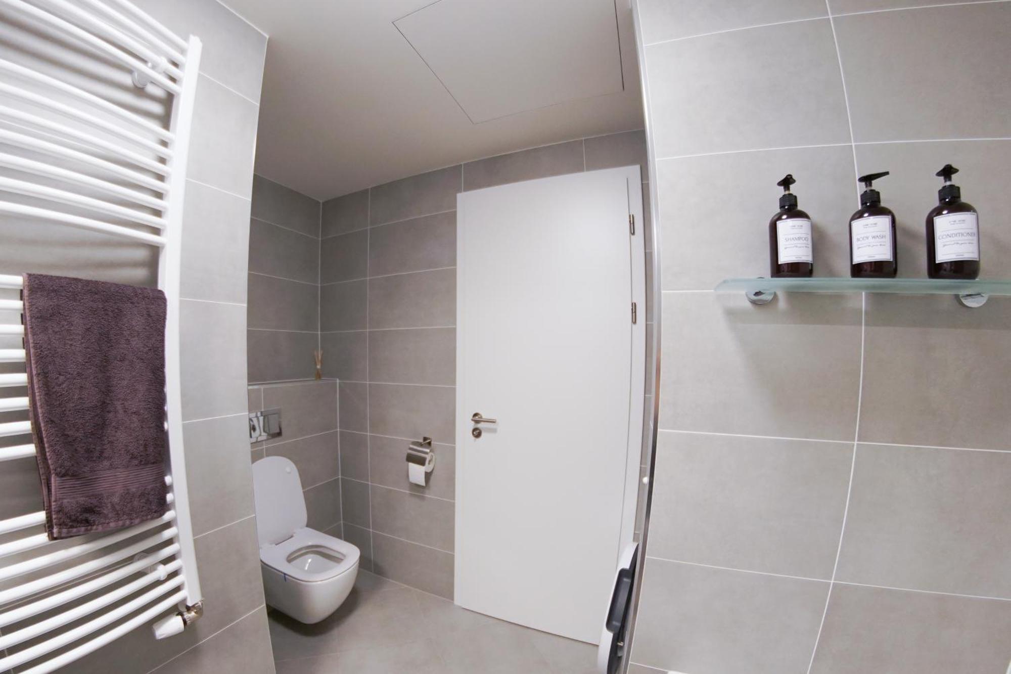 Holesovice Delight: Modern Comfort With A Twist In Prague 7 Εξωτερικό φωτογραφία