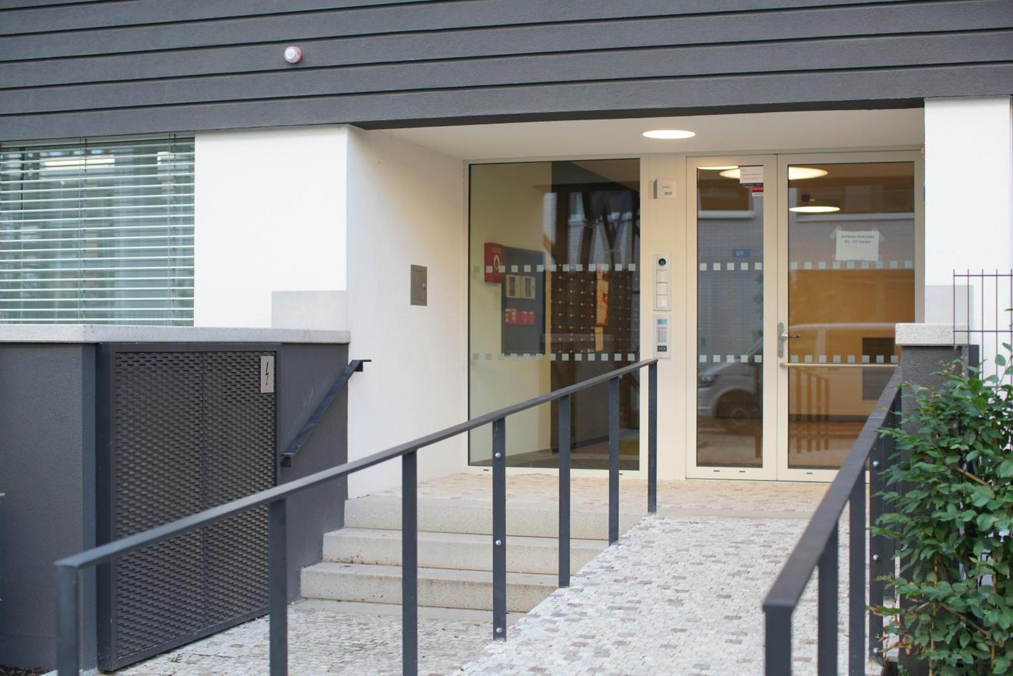 Holesovice Delight: Modern Comfort With A Twist In Prague 7 Εξωτερικό φωτογραφία